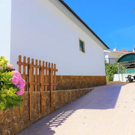 Casa Saloia Ericeira - Close To The Semesterbostad Baleia